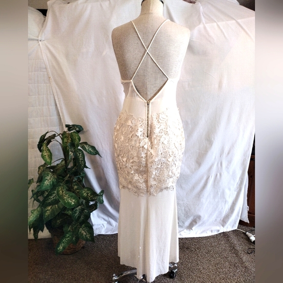 ENTRY Lace sheath Dress, long, drop back, spaghetti straps, Ivory,  Satin,  L - Picture 5 of 11